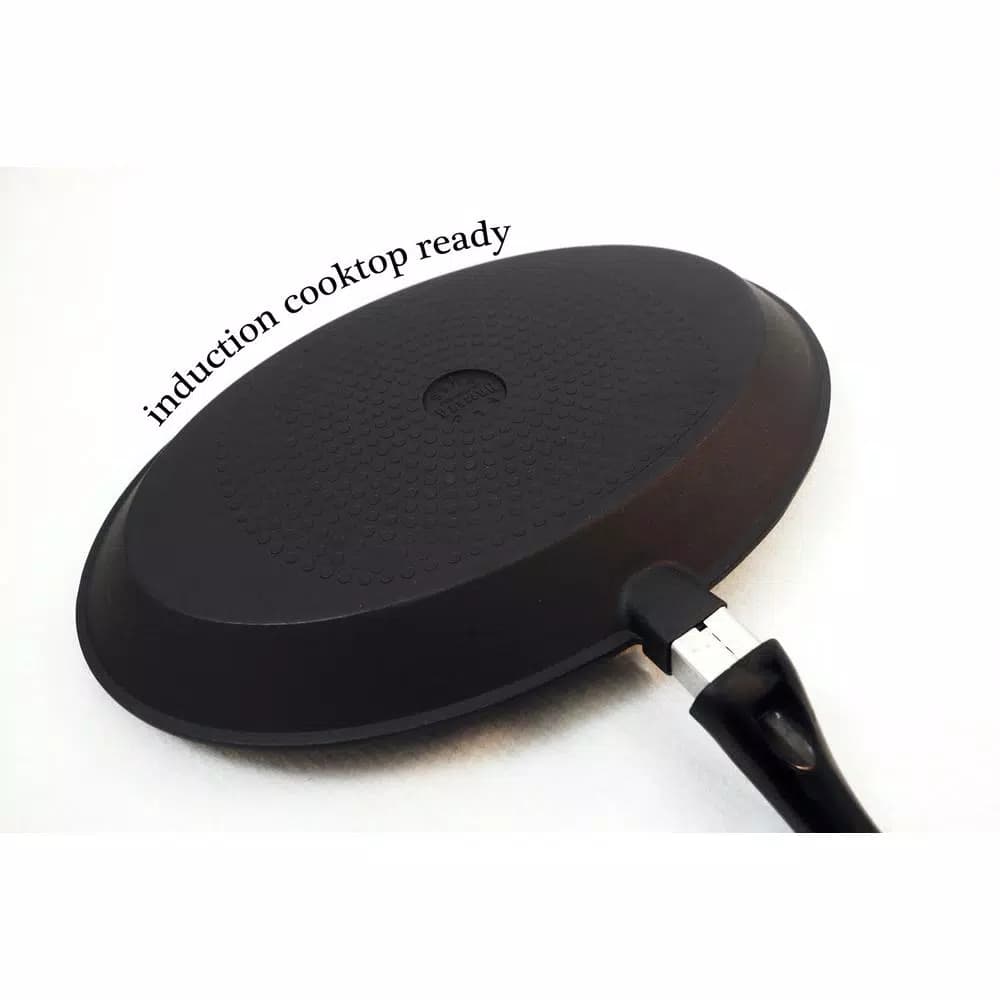 ExcelSteel 11 in. Cast Aluminum Nonstick Oval Frying Pan, Black