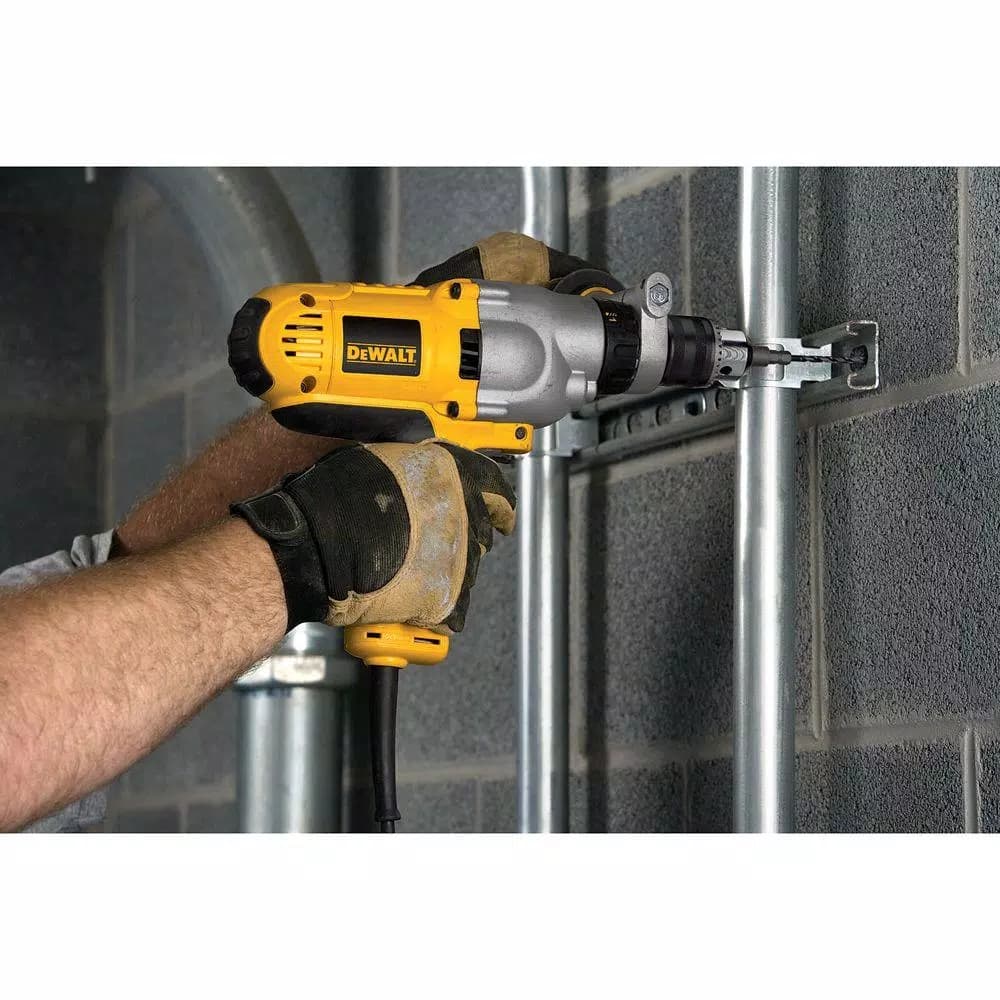 DEWALT 1/2 in. 10 Amp VSR Mid-Handle Grip Hammer Drill Kit