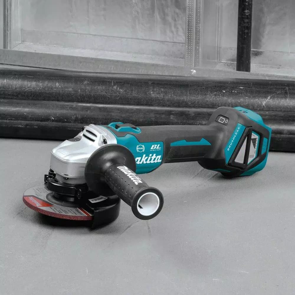 Makita 18V LXT Brushless 5 in. Cordless Angle Grinder with Electric Brake (Tool Only)