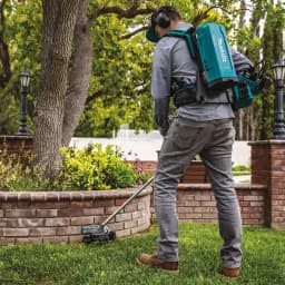 Makita 18V LXT and LXT X2 Portable Backpack Power Supply thumbnail 5