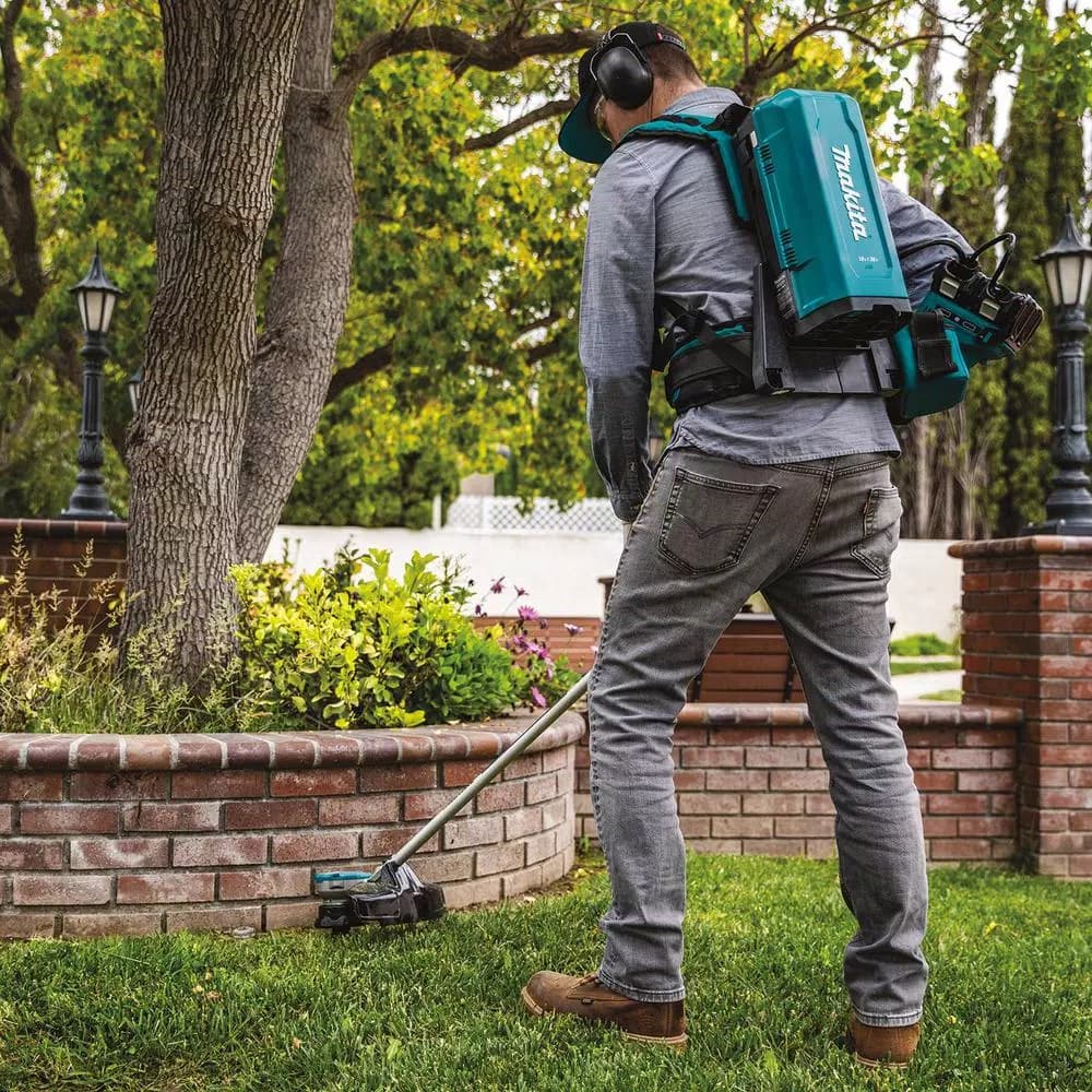 Makita 18V LXT and LXT X2 Portable Backpack Power Supply