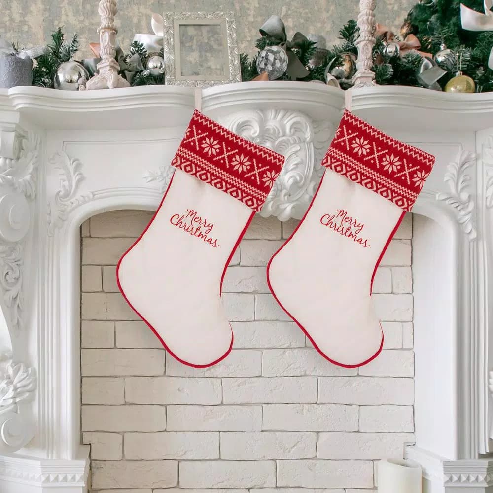 Glitzhome 21 in. White Fleece Polyester Christmas Stocking Decor (2-Pack)