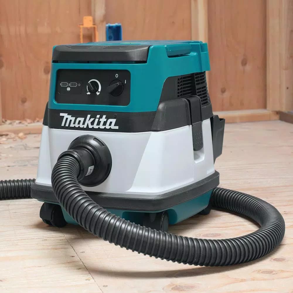 Makita 18V X2 LXT Cordless/Corded 2.1 Gallon Dry Vacuum (Tool Only)