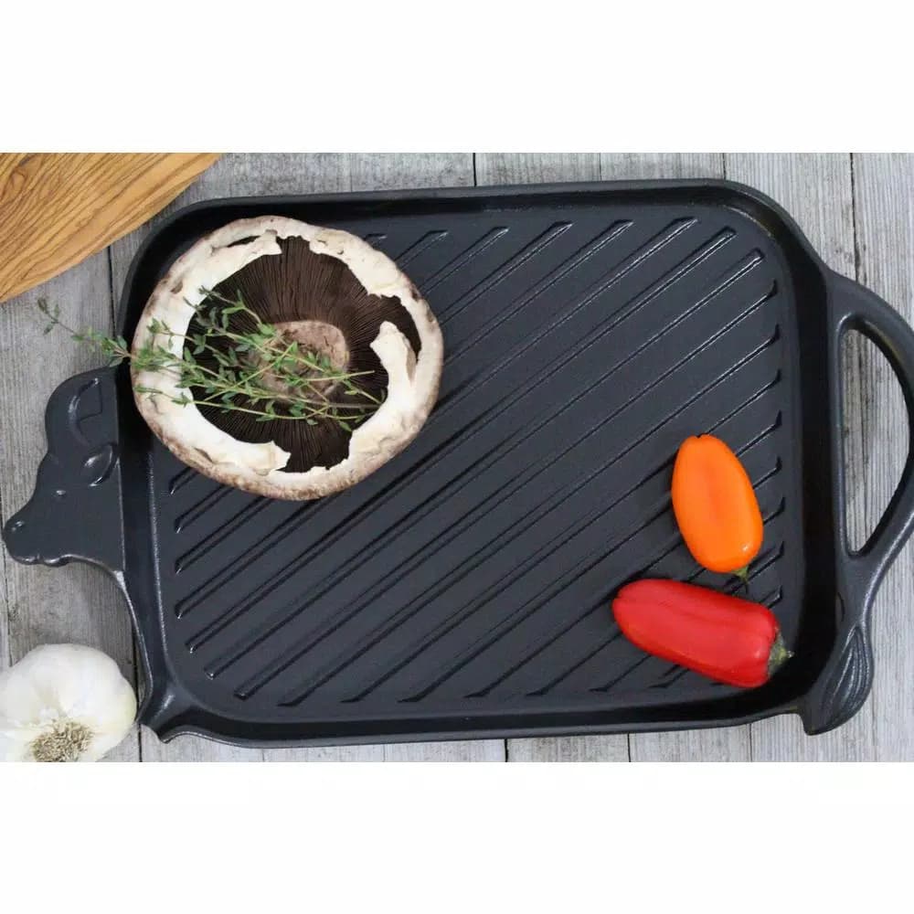 Chasseur French Enameled Cast Iron Cow Shaped Grill Pan, 8.75 in., Black