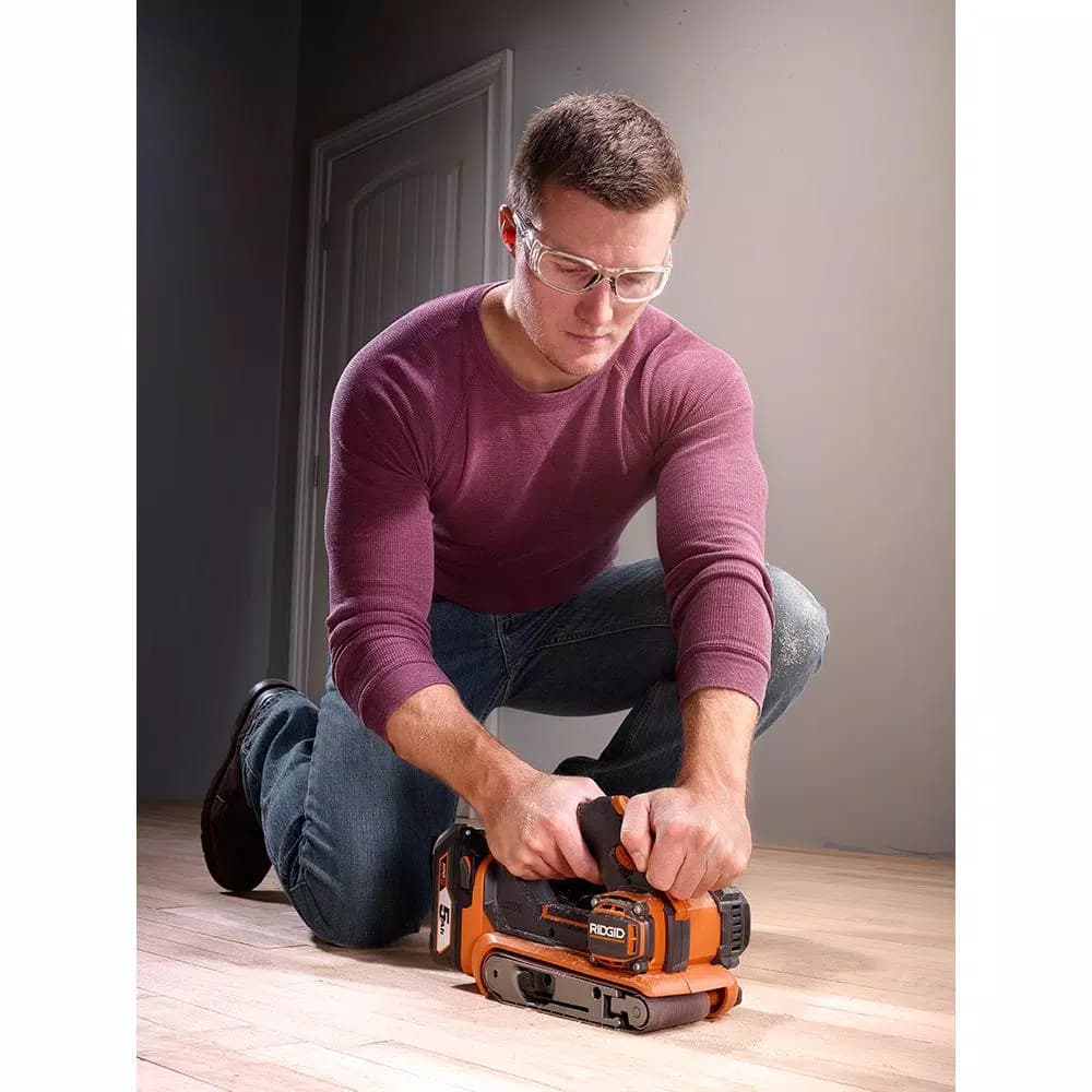 RIDGID 18V GEN5X Cordless Brushless 3 in. x 18 in. Belt Sander (Tool Only)