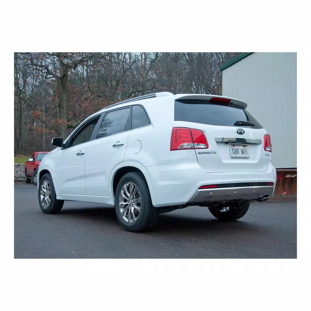 CURT Class 3 Trailer Hitch 2-in Receiver for Hyundai Santa Fe & Kia Sorento