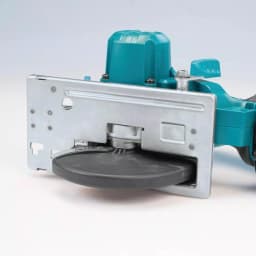 Makita 18V LXT Lithium-Ion Brushless 5-7/8" Metal Cutting Saw Kit with 2 5.0Ah Batteries and Charger thumbnail 5
