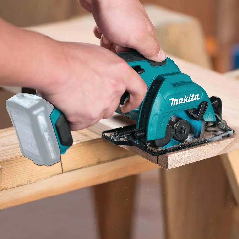 Makita 12V MAX CXT Lithium-Ion 3-3/8 in. Cordless Circular Saw (Tool-Only)