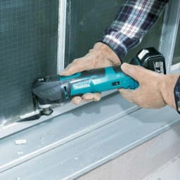 Makita 18V LXT Lithium-Ion 4.0 Ah Battery and Rapid Optimum Charger Starter Pack with Bonus Multi-Tool thumbnail 6