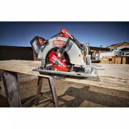 Milwaukee M18 FUEL 18V Brushless 3-Tool Combo Kit: 7-1/4 in. Circular Saw, Jigsaw & Compact Router thumbnail 5