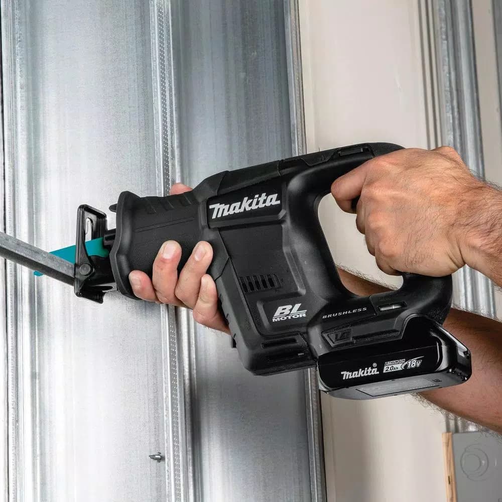 Makita 18V LXT Sub-Compact Brushless Cordless Reciprocating Saw Kit (2.0 Ah)