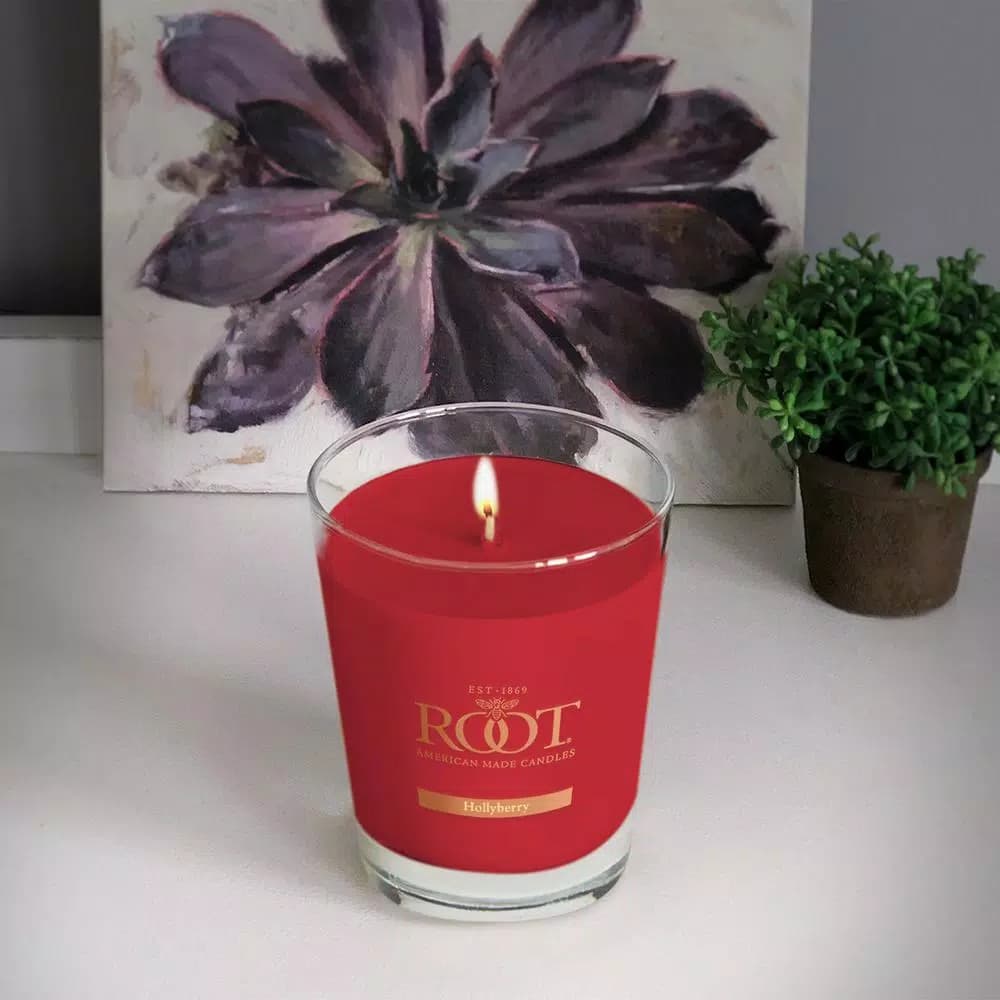 ROOT CANDLES Veriglass Hollyberry Scented Soy & Beeswax Filled Jar Candle