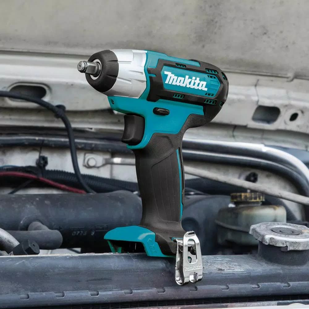 Makita 12V MAX CXT Cordless 3/8 in. Square Drive Impact Wrench Kit (WT02R1)