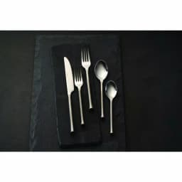 Oneida Wyatt 18/0 Stainless Steel Steak Knives, 12-Piece Set thumbnail 2