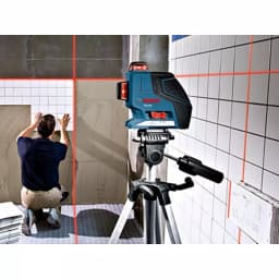Bosch GCL 2-160 S Self-Leveling Cross-Line Laser Level with Tripod and Magnetic Mount thumbnail 10