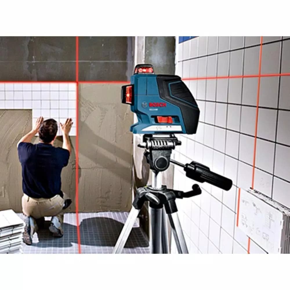 Bosch GCL 2-160 S Self-Leveling Cross-Line Laser Level with Tripod and Magnetic Mount
