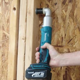 Makita 18V LXT Cordless 3/8 in. Angle Impact Wrench (Tool-Only) thumbnail 4