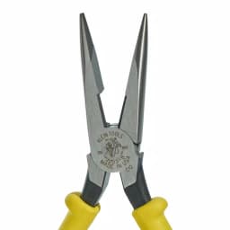 Klein Tools 8 in. Journeyman Heavy Duty Long Nose Side Cutting Pliers thumbnail 5