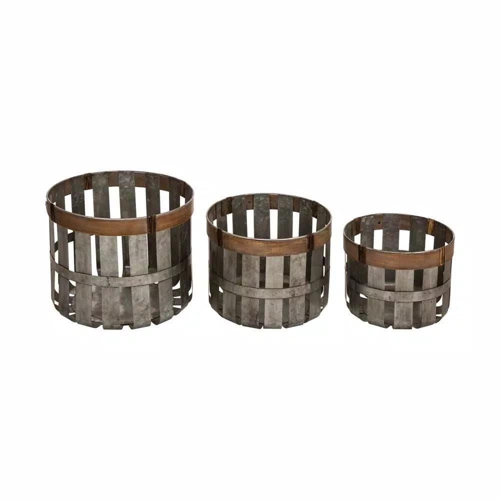 Glitzhome Farmhouse Slotted Galvanized Metal Storage Basket Set, Round with MDF Top (Set of 3)