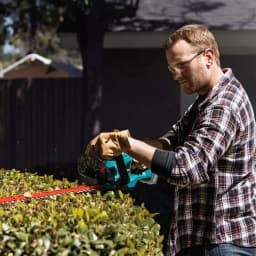 Makita 18V LXT Lithium-Ion Cordless 22 in. Hedge Trimmer (Tool Only) thumbnail 9