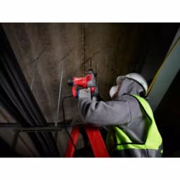 Milwaukee 1-1/8 in. SDS-Plus Corded Rotary Hammer, 8 Amp, 3-Mode thumbnail 7