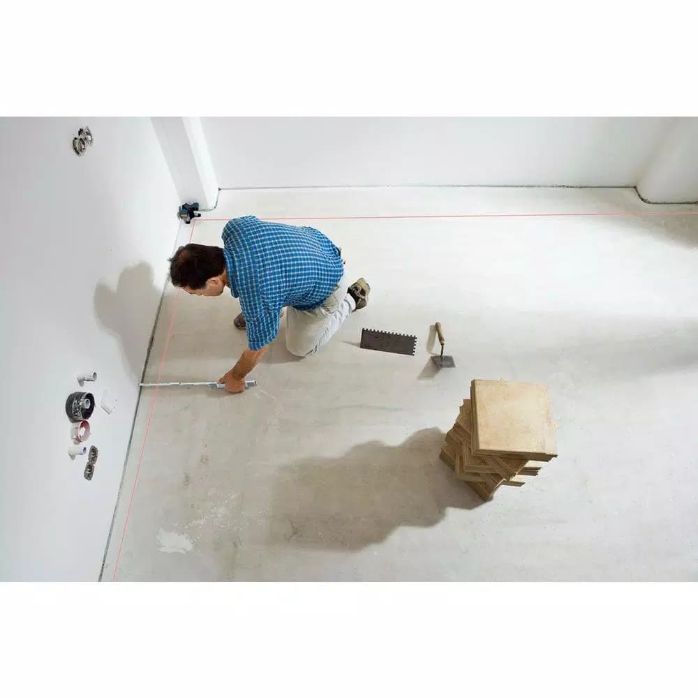 Bosch GTL3 Tile and Square Layout Laser Level, 3-Beam Red Laser