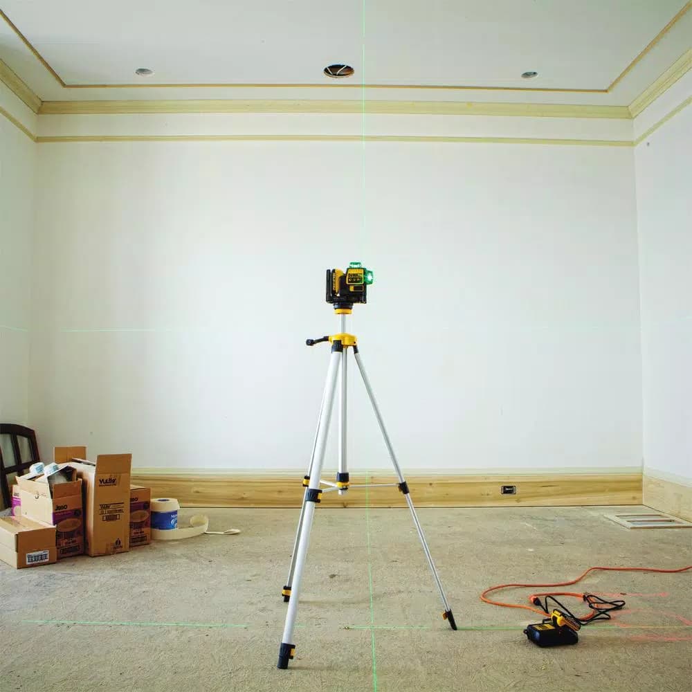 DEWALT 12V MAX Lithium-Ion 3-Beam 360-Degree Green Laser Level Kit with TOUGHSYSTEM 22 in. Tool Box