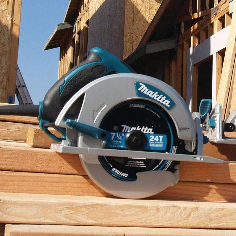 Makita 5007MG 7-1/4 in. 15 Amp Corded Magnesium Circular Saw with LED Light and Hard Case
