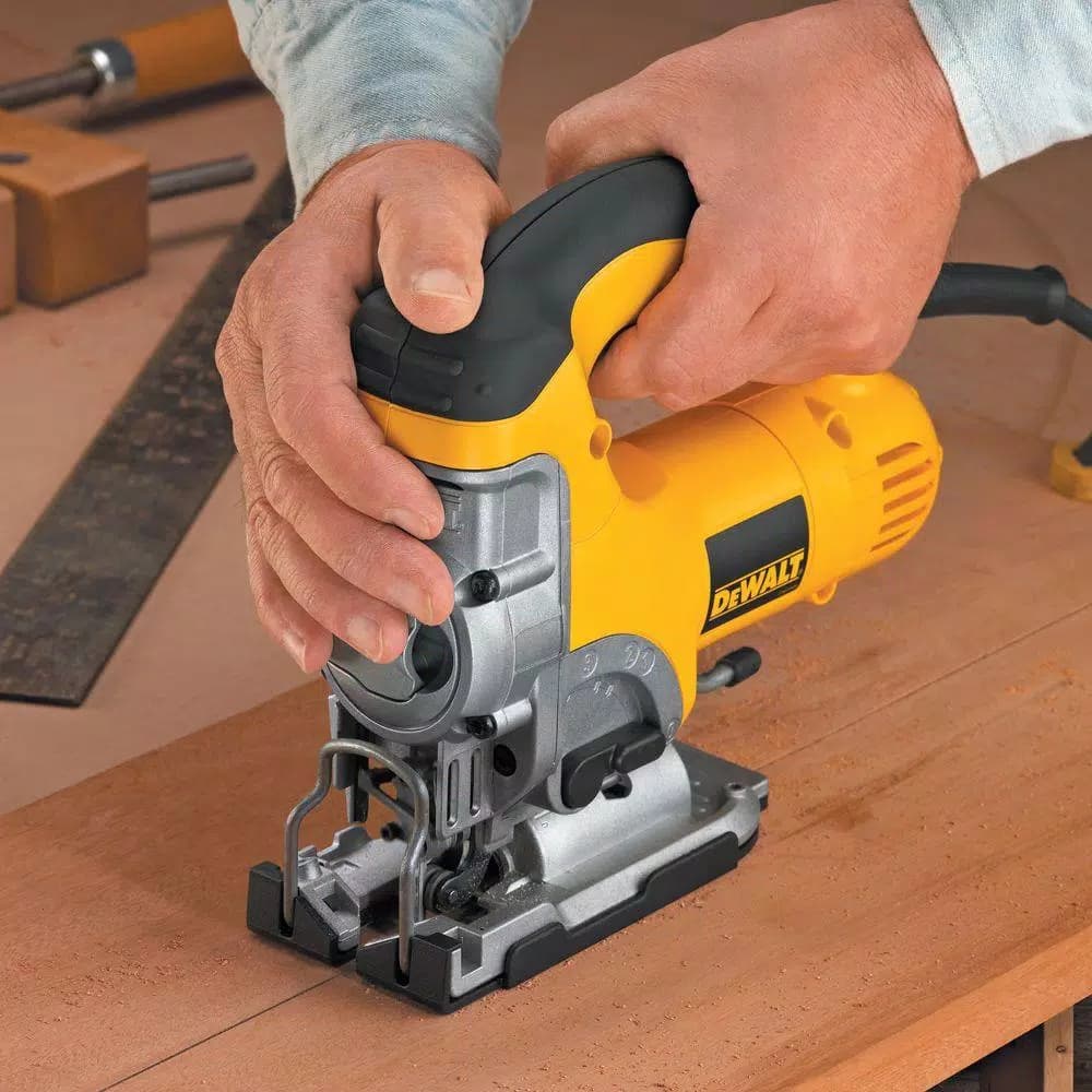 DEWALT 6.5 Amp Corded Jig Saw Kit with Carrying Case