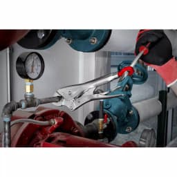 Milwaukee 4 in. TORQUE LOCK™ Curved Jaw Locking Pliers thumbnail 4