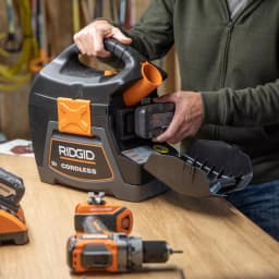 RIDGID 18V Cordless 3 Gal. Wet/Dry Handheld Shop Vacuum (Tool Only) thumbnail 11