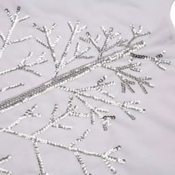 Glitzhome 48 in. White Faux Fur Christmas Tree Skirt with Grey Edge thumbnail 2