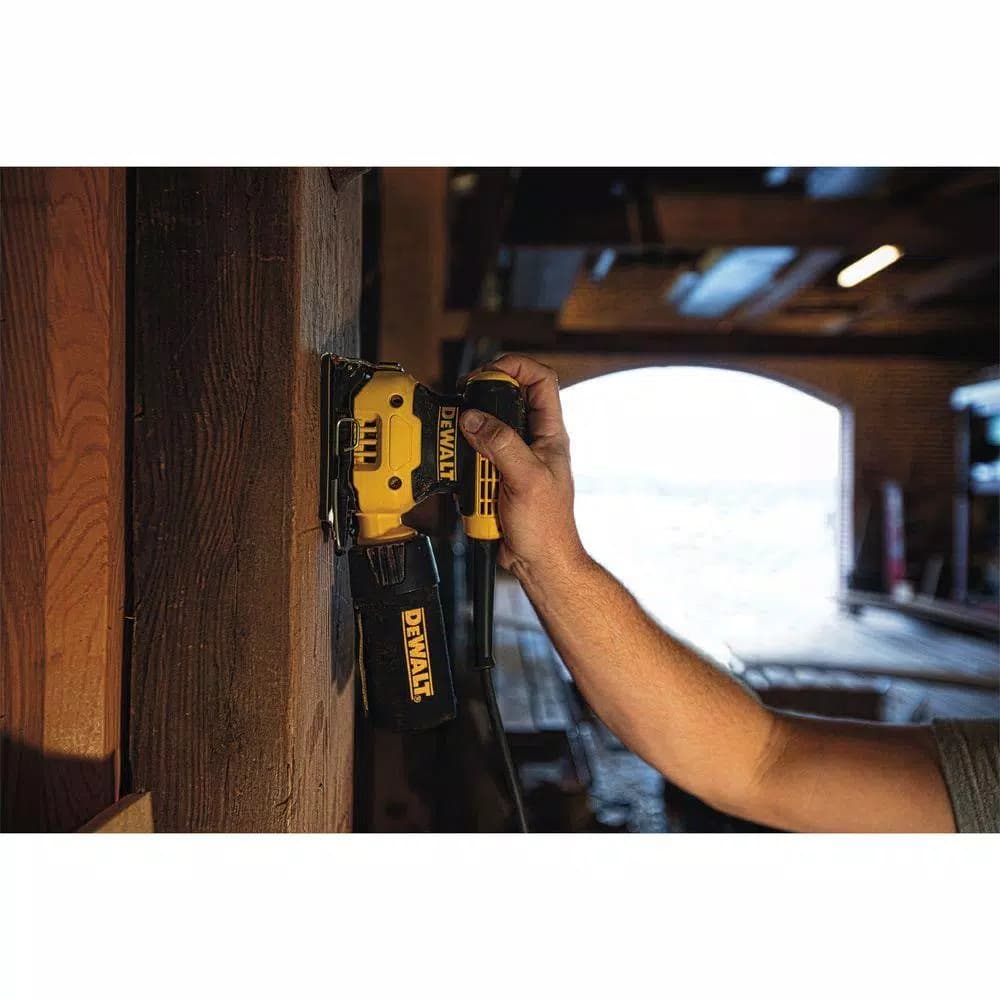 DEWALT DWE6411K 1/4 Sheet Palm Grip Corded Finishing Sander Kit with Contractor Bag
