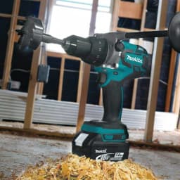 Makita 18V LXT Brushless 1/2 in. Cordless Hammer Drill Kit with (2) 5.0 Ah Batteries, Charger, and Hard Case thumbnail 6