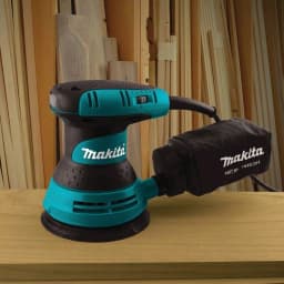 Makita BO5031K 5 in. Corded Random Orbital Sander with Variable Speed and Tool Case thumbnail 2