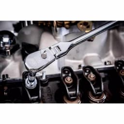GearWrench 2-Piece 90-Tooth Ratchet Set, 1/4 in. and 3/8 in. thumbnail 4