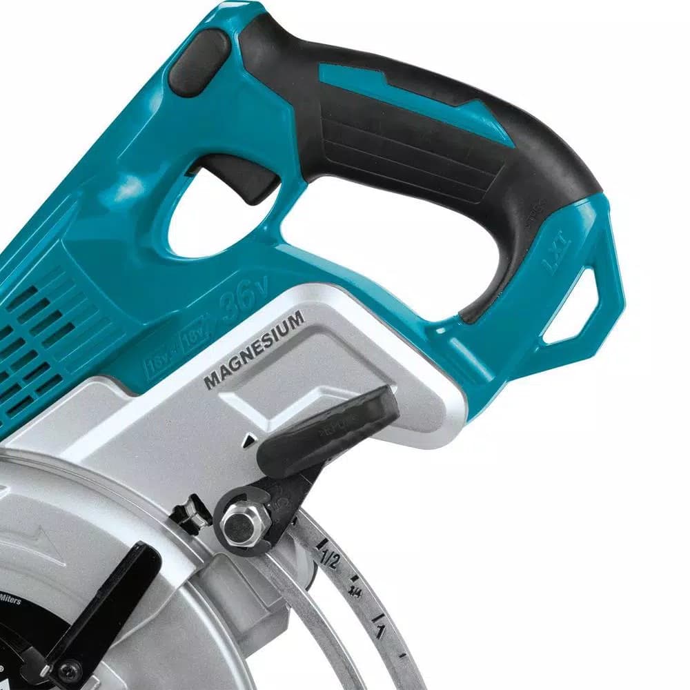 Makita X2 LXT 36V Brushless 7-1/4 in. Rear Handle Circular Saw Kit with 2 5.0Ah Batteries