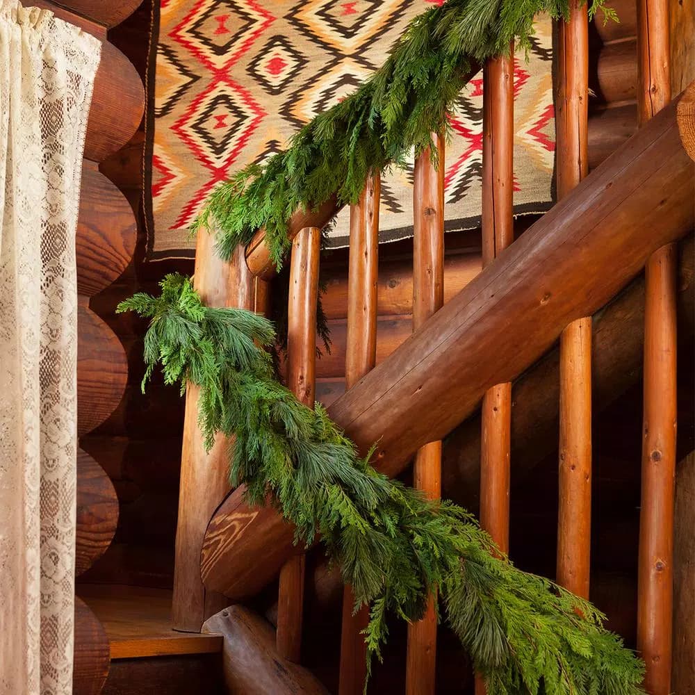 VAN ZYVERDEN 25 ft. Fresh Cut Pacific Northwest Princess Pine and Western Red Cedar Holiday Garland