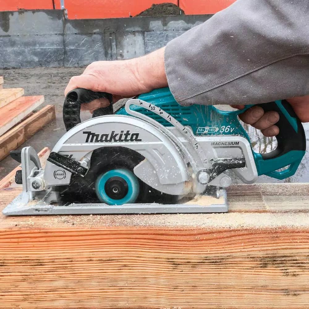Makita 18V X2 LXT Brushless 7-1/4 in. Circular Saw Combo Kit with Bonus Reciprocating Saw & 2 5.0 Ah Batteries