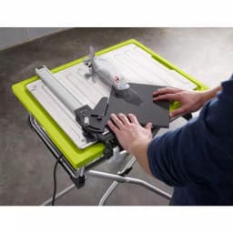 RYOBI 7 in. 0.75 HP Corded Tabletop Wet Tile Saw thumbnail 2