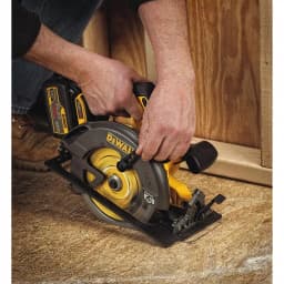 DEWALT FLEXVOLT 7-1/4 in. 24-Teeth Carbide-Tipped Circular Saw Blade thumbnail 3