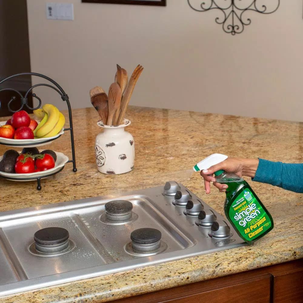 Simple Green Daily Cleaning Kit, 32 oz. All-Purpose Cleaner, Dilution Bottle & Microfiber Towel