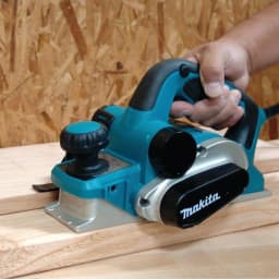 Makita 3-1/4 in. Corded Planer, 7.5 Amp, 16,000 RPM thumbnail 9