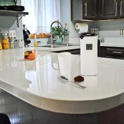 Mind Reader White 4-Cup Double Wall Thermal Coffee Carafe with Digital Temperature Display thumbnail 1