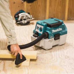 Makita 18V LXT Brushless Router, Jig Saw, and 2 Gal. Dust Extractor Combo Kit with 5.0 Ah Battery and Charger thumbnail 3