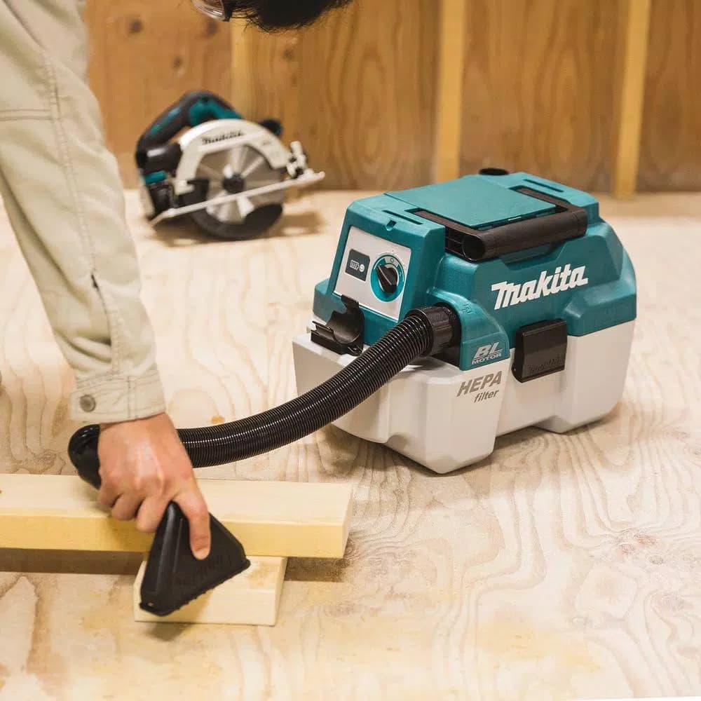 Makita 18V LXT Brushless Router, Jig Saw, and 2 Gal. Dust Extractor Combo Kit with 5.0 Ah Battery and Charger
