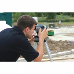 Bosch 8 in. Automatic Optical Level with 26x Magnification, 3-Piece Set thumbnail 4