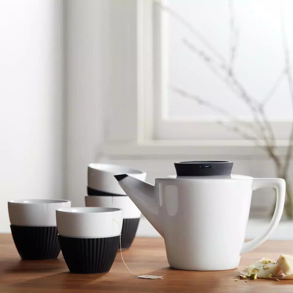 VIVA Scandinavia Infusion 5-Piece Porcelain Teapot and Teacup Set, White