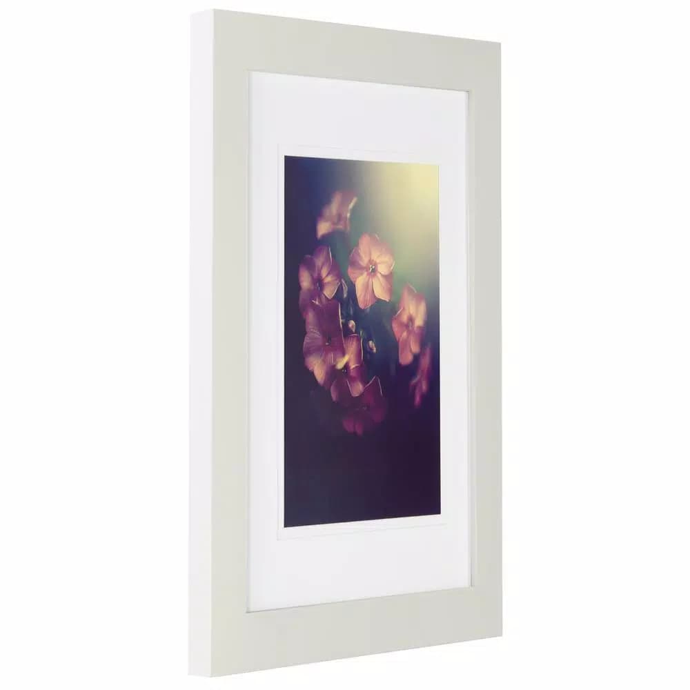 Pinnacle Gallery Perfect 7-Piece White Wood Picture Frame Set with Matted Openings
