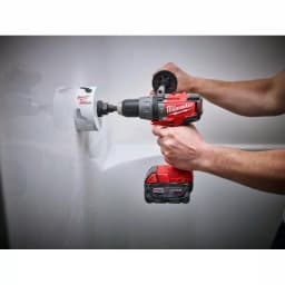 Milwaukee M18 FUEL 1/2 in. Brushless Cordless Hammer Drill/Driver Kit w/ (2) 5.0 Ah Batteries & Charger thumbnail 7